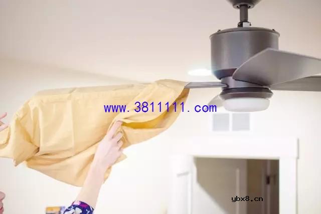 吊扇台扇落地扇空调的灰尘清洗方法大全 
