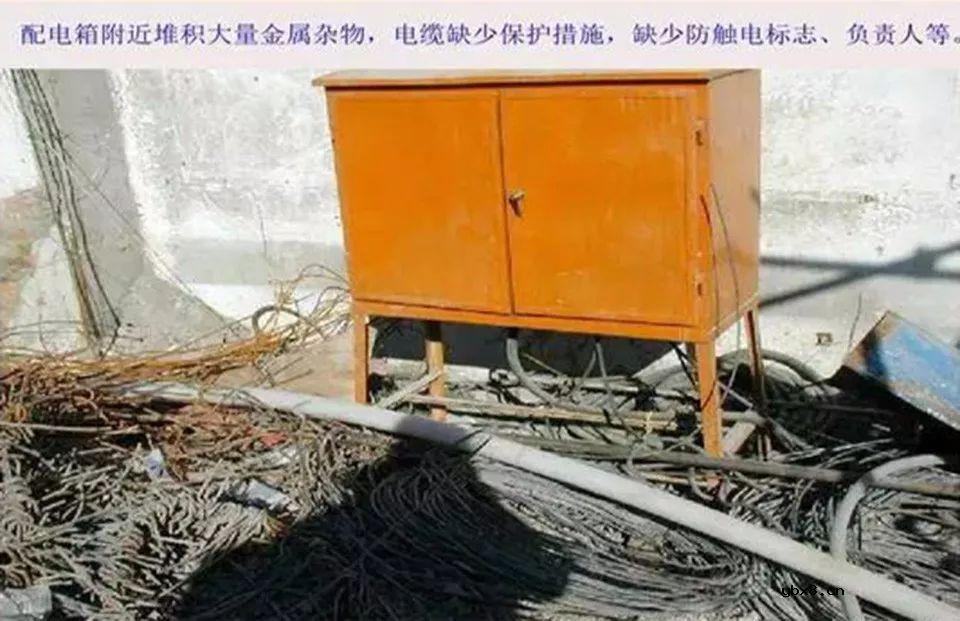 电工作业无小事，一定要注意安全，电工施工现场图片, 