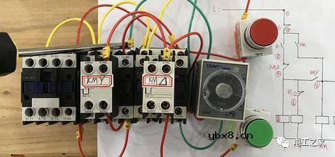 星三角降压启动控制线路的接线技巧常见故障排查和解决方案 