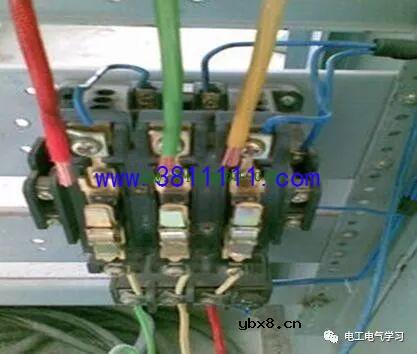 交流接触器是电路当中控制电源与负载接通/关断的主要电器装置，选用不当的故障现象 