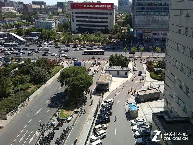 开眼了，竟然还能用意念操控无人机 