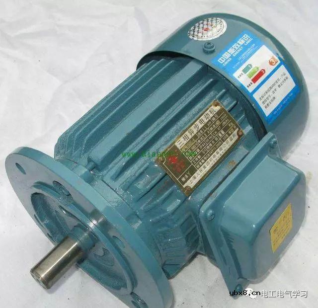 电工初学者会正确计算负载功率吗？这些初中就学过了！ 