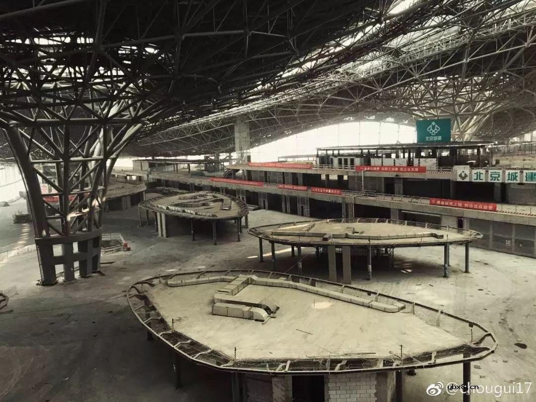 全球最大机场—北京新机场，科幻堪比外星人基地 