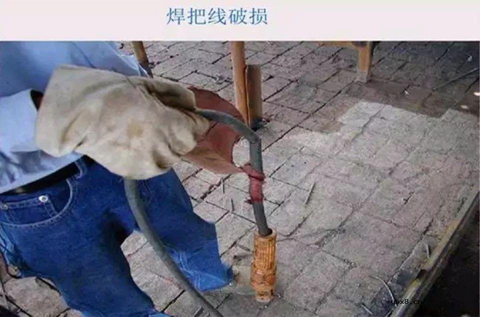 电工作业无小事，一定要注意安全，电工施工现场图片, 