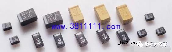 如何区分电容的正负极？怎么用万用表测电容的容量？ 