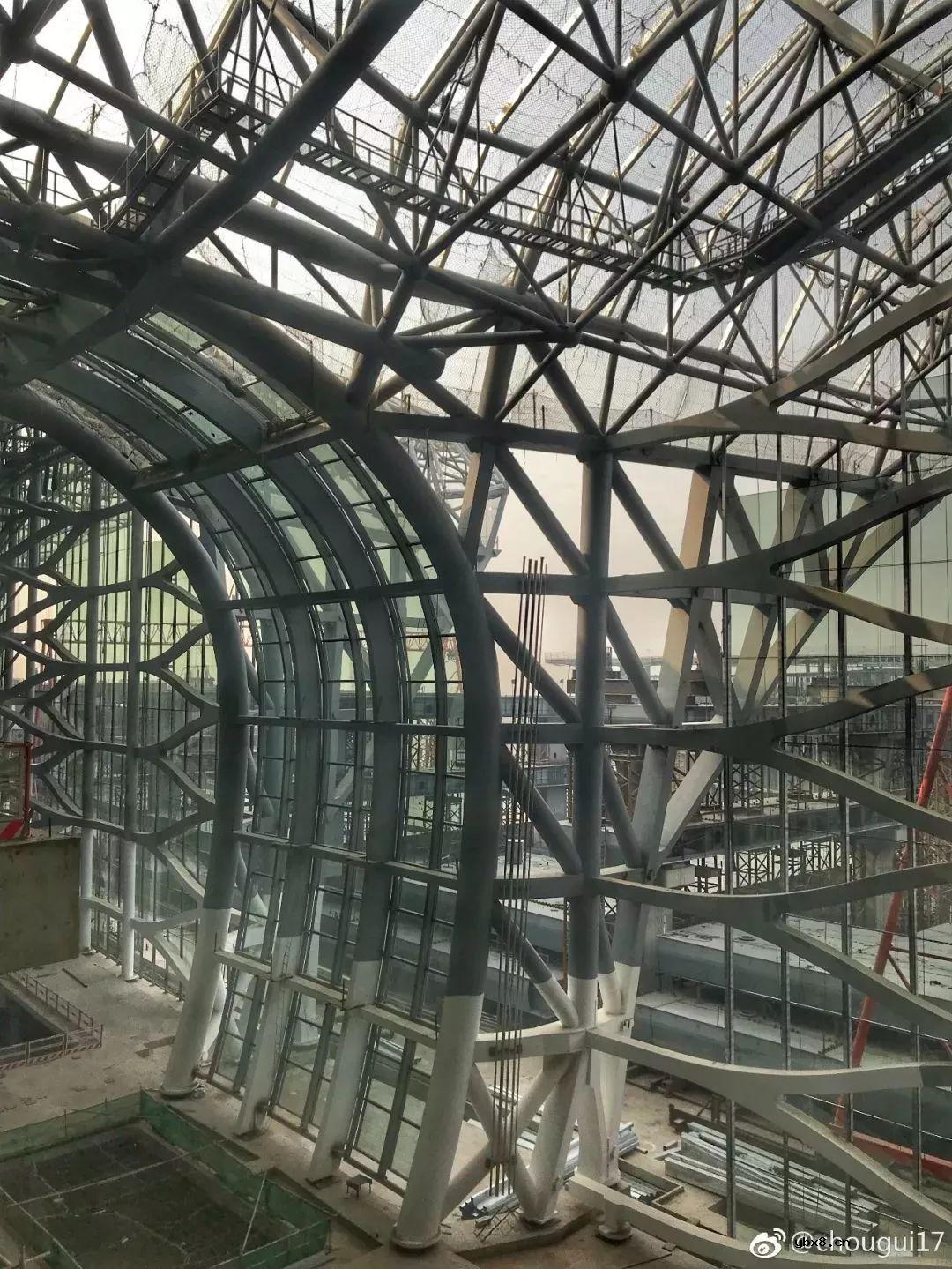 全球最大机场—北京新机场，科幻堪比外星人基地 