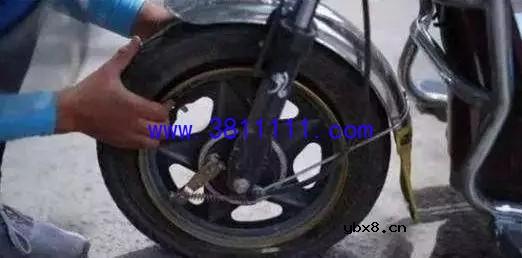 电池检测没问题，顾客却坚持要换，三招让他心服口服！ 