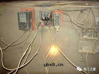 线路绝缘破损或老化，会导致原本不带电的金属外壳带电？ 