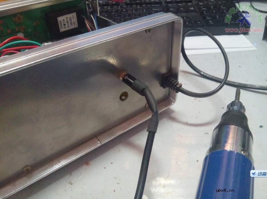 自制的直流可调稳压电源