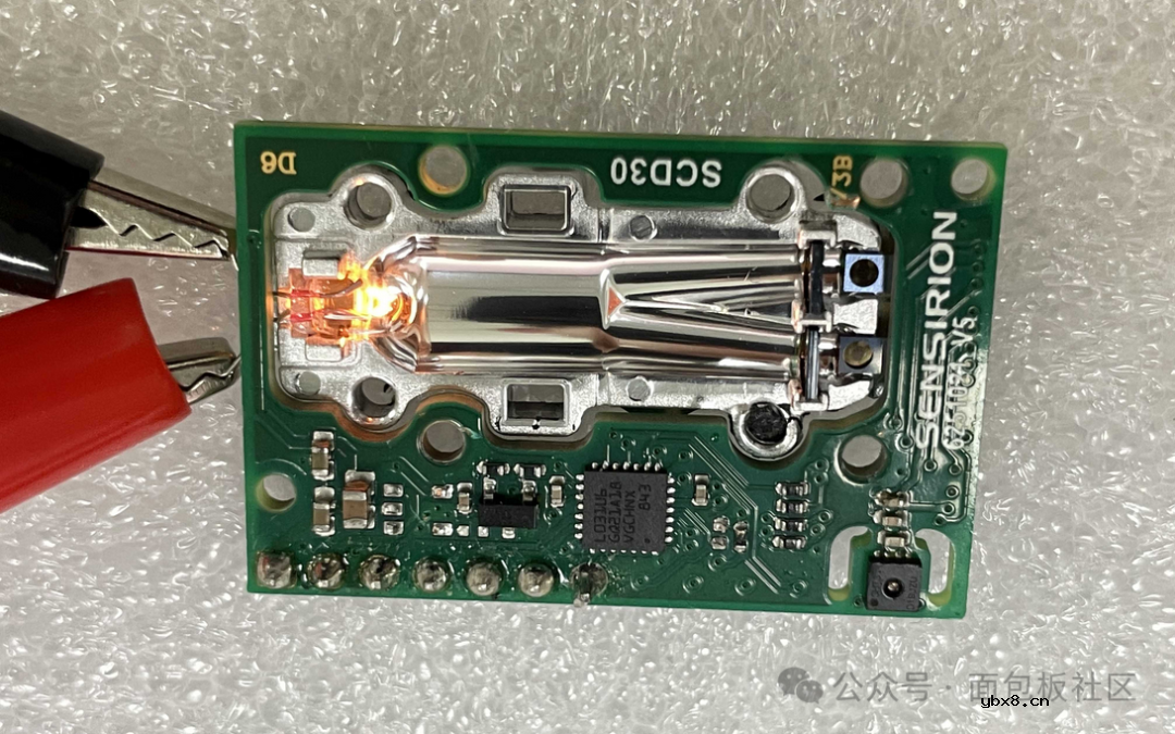 拆解二氧化碳传感器的内部构造及原理说明