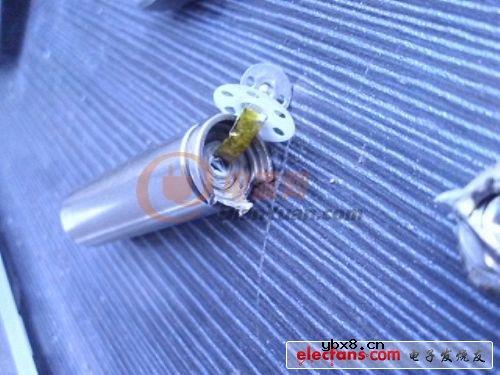 圆柱形锂离子电池拆解(多图) 圆柱形锂离子电池拆解(多图)