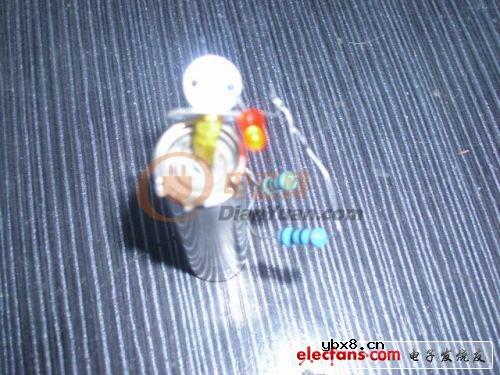 圆柱形锂离子电池拆解(多图) 圆柱形锂离子电池拆解(多图)