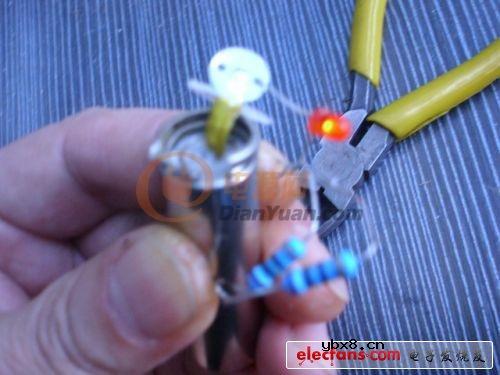 圆柱形锂离子电池拆解(多图) 圆柱形锂离子电池拆解(多图)