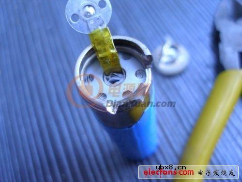 圆柱形锂离子电池拆解(多图) 圆柱形锂离子电池拆解(多图)