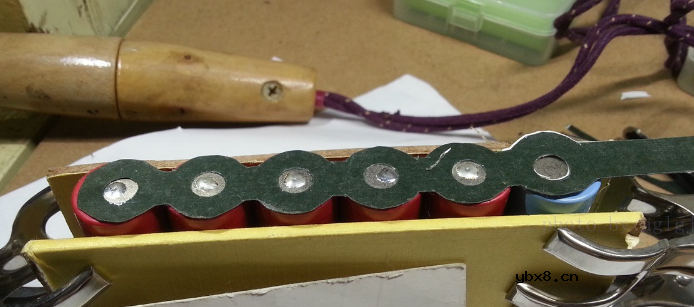 18650锂电池组装方法及过程 18650锂电池组装方法及过程