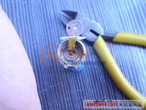 圆柱形锂离子电池拆解(多图) 圆柱形锂离子电池拆解(多图)