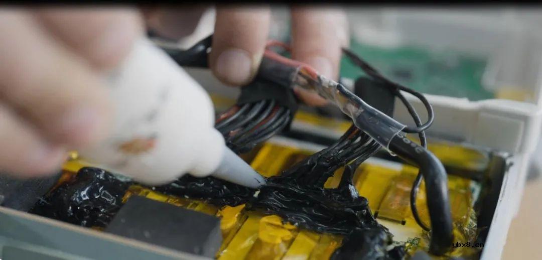 如何轻松更换无人机智能电池的BMS主板？