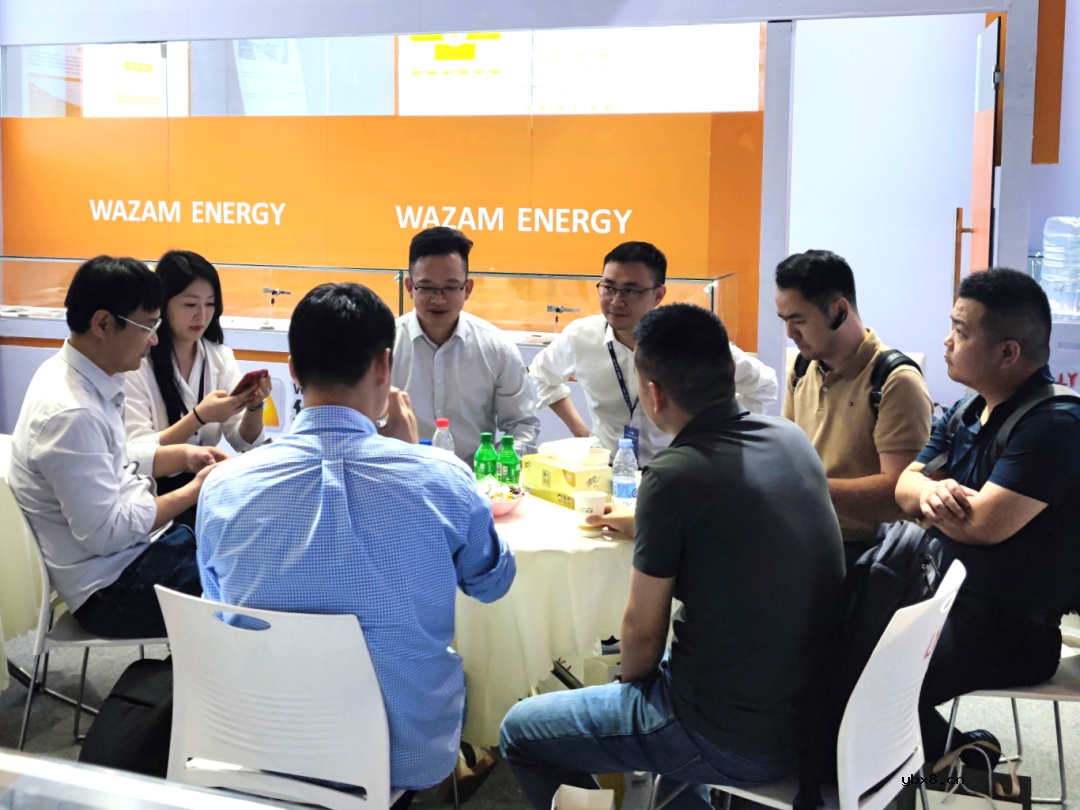 华正能源携最新热法及固态电池用铝塑膜系列产品亮相CIBF2024