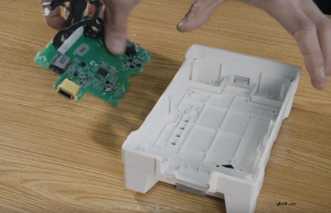 如何轻松更换无人机智能电池的BMS主板？