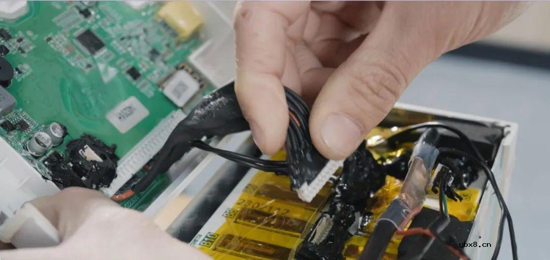 如何轻松更换无人机智能电池的BMS主板？